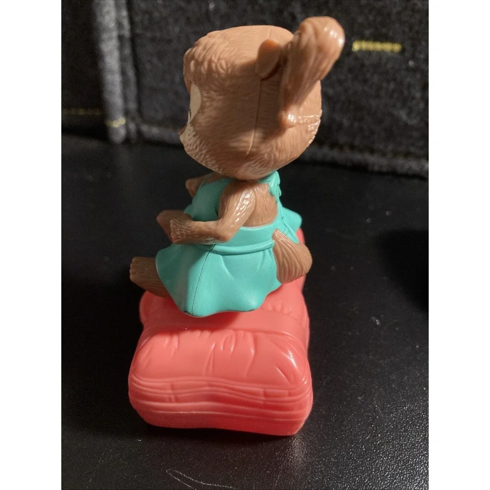Alvin And The Chipmunks Eleanor McDonald's Happy Meal Toy 2011 - Complete Figure